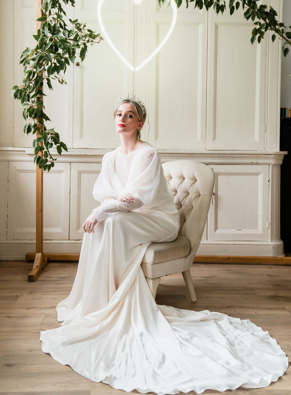 Thumbnail: Silver and pearl wedding hair accessory from Glorious by Heidi