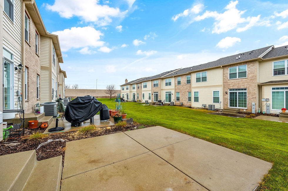 Townhome Rentals in Elgin, IL Princeton West