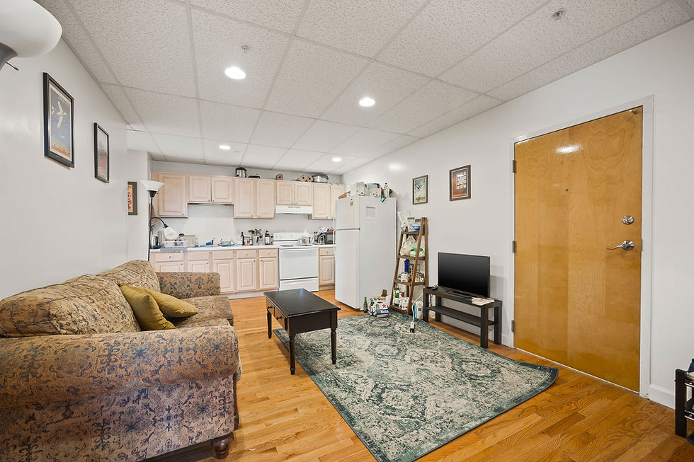 1637 Orrington Avenue - Space 2
