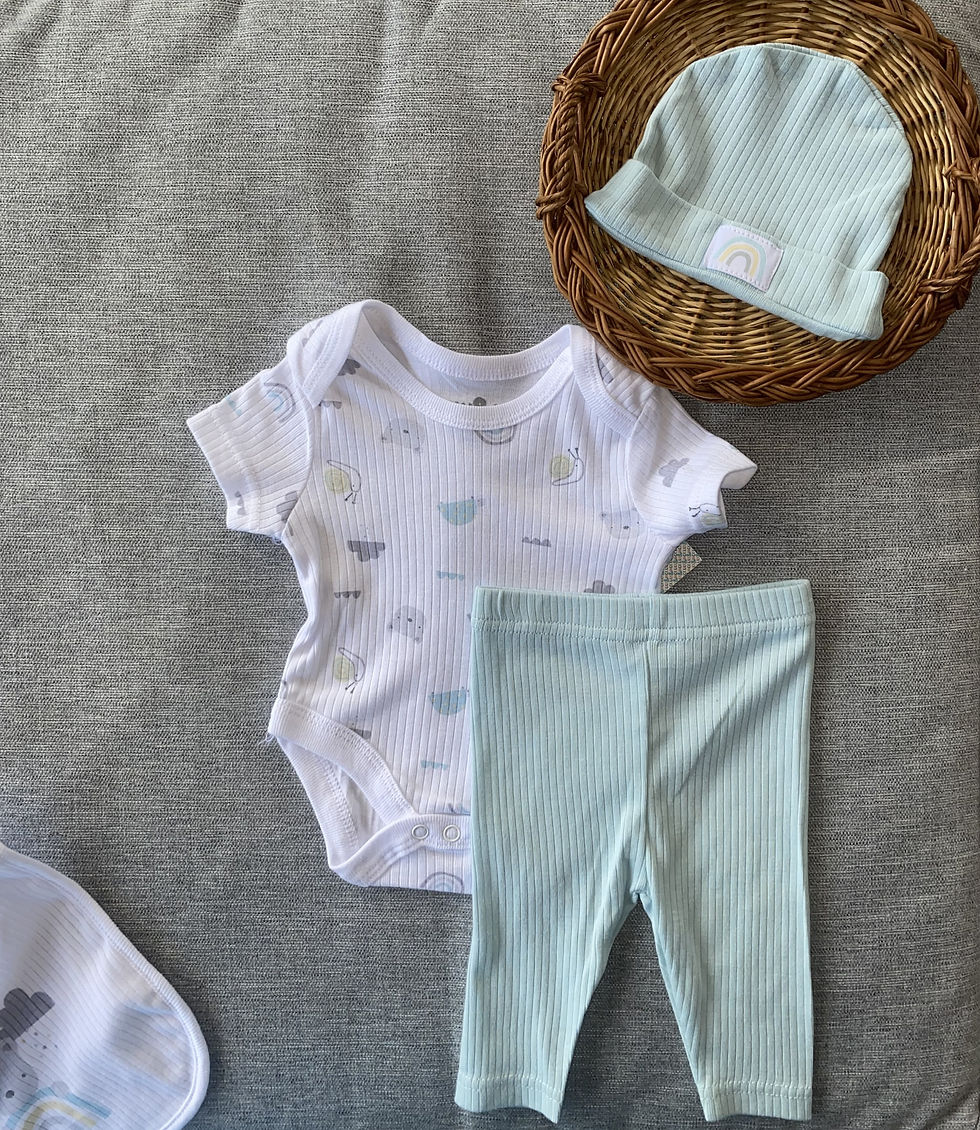 Thumbnail: Lily and Jack 4-Piece Baby Set – bodysuit, leggings, bib and hat