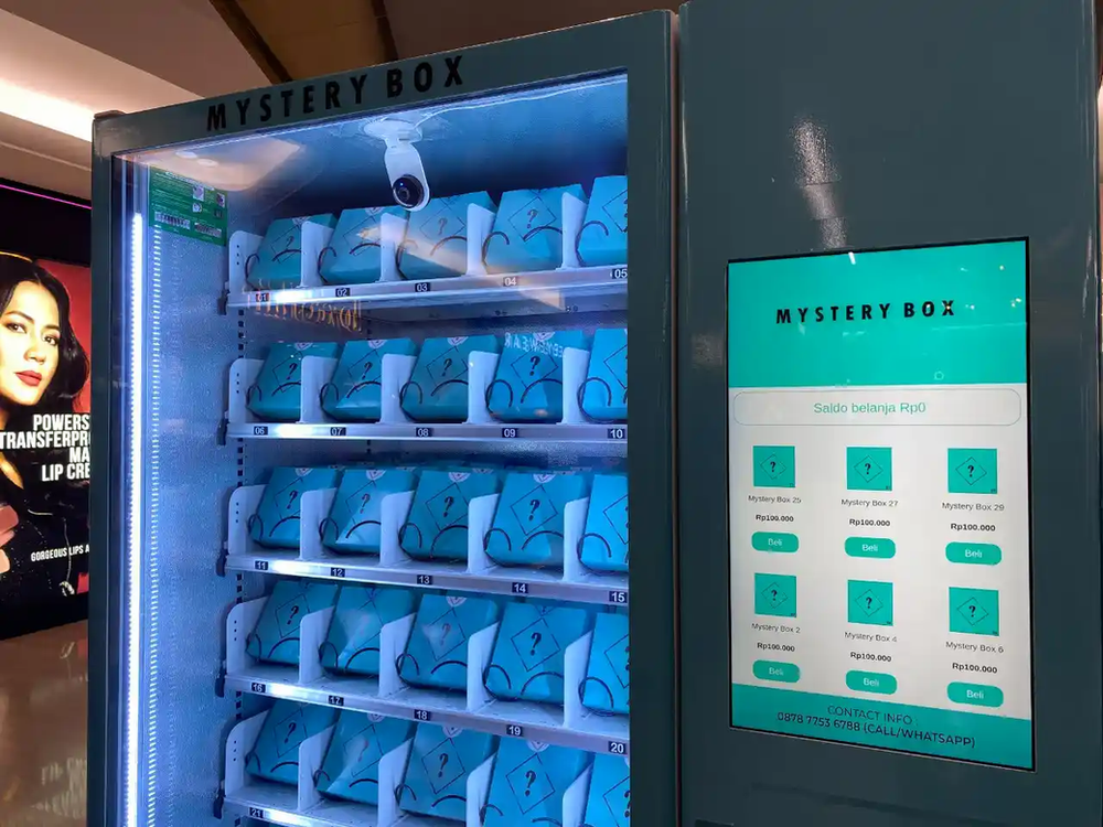 Telah hadir Mystery Box, Vending machine yang siap beri kejutan menarik