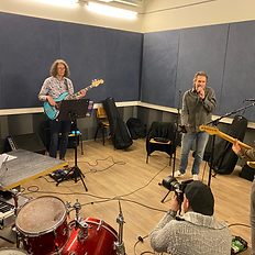 Workshop muziek, dit keer in de studio.. de vervolgcursus heeft telkens andere thema's.