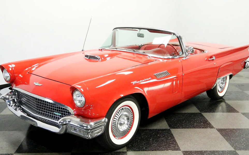 1957-ford-thunderbird-4_edited.jpg