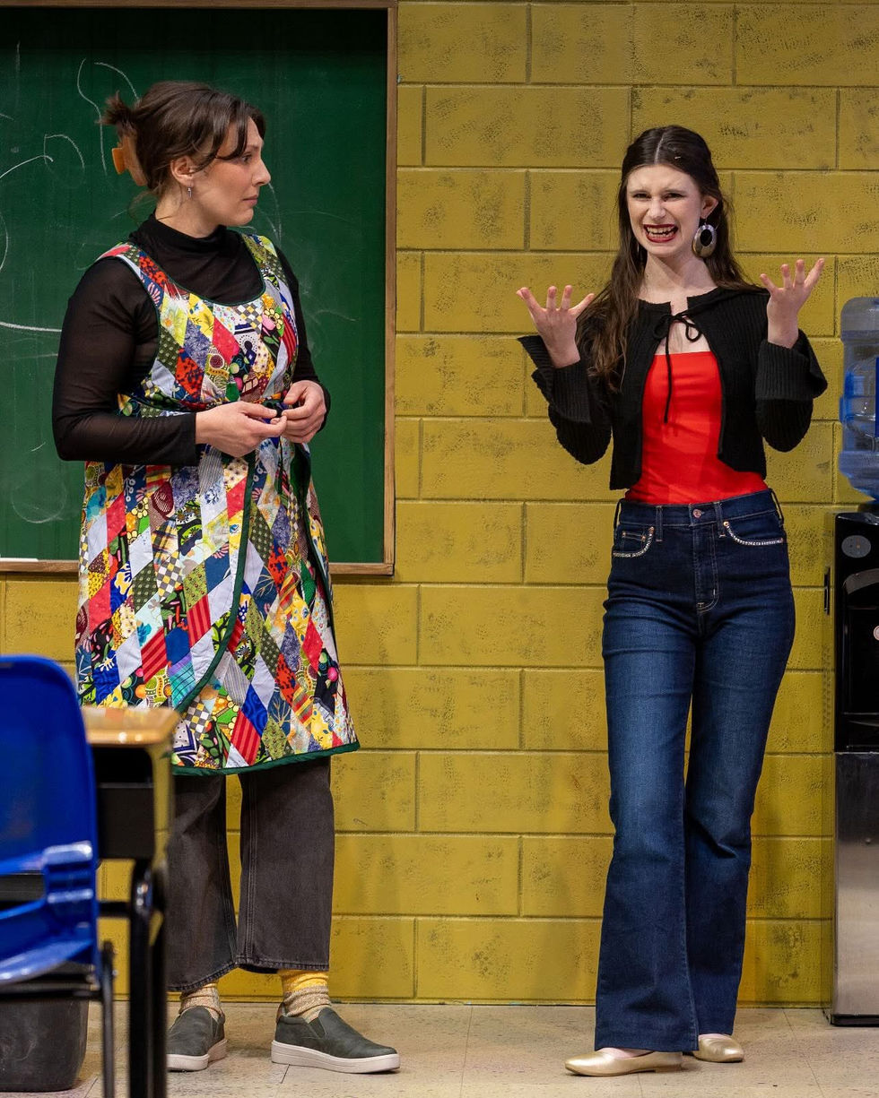 Lucy Horton as Logan, Susan Betten as Alicia