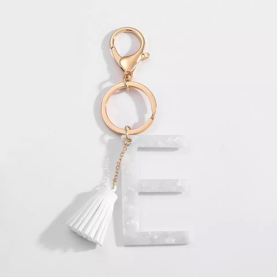Miniatura: Tasseled Initial Key Chain, White