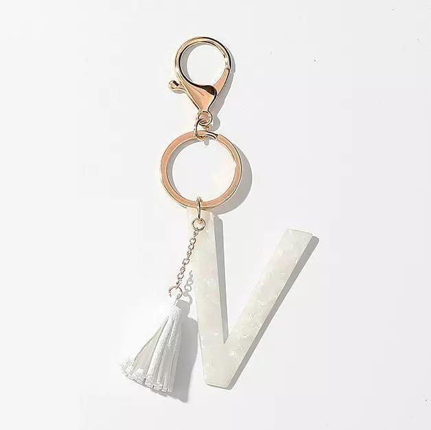 Miniatura: Tasseled Initial Key Chain, White