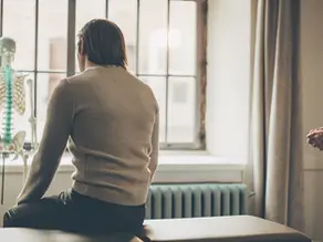 Causes of Upper and Middle Back Pain: When to Worry