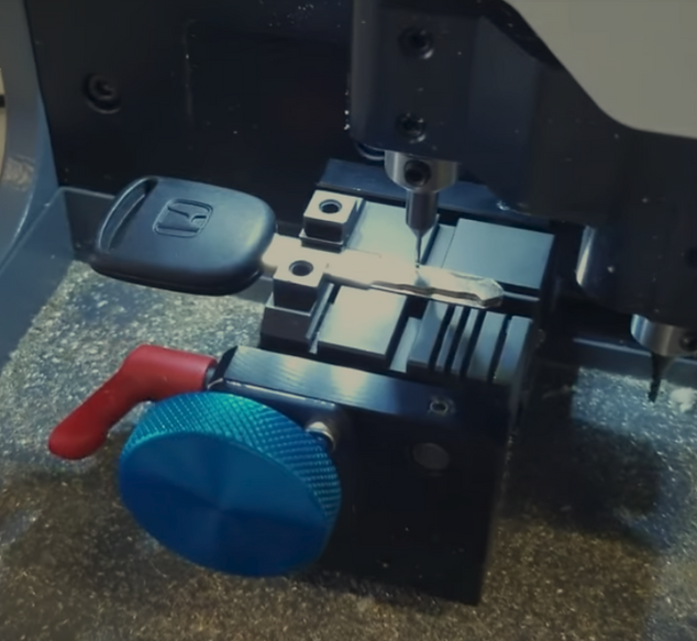 Car Key Cutting Machine