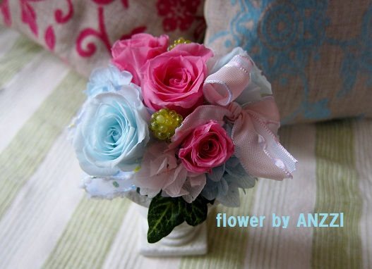 flower by anzzi