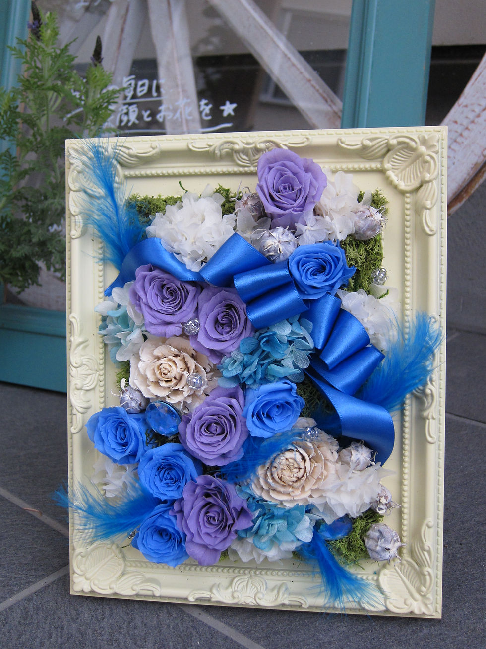 flower by anzzi