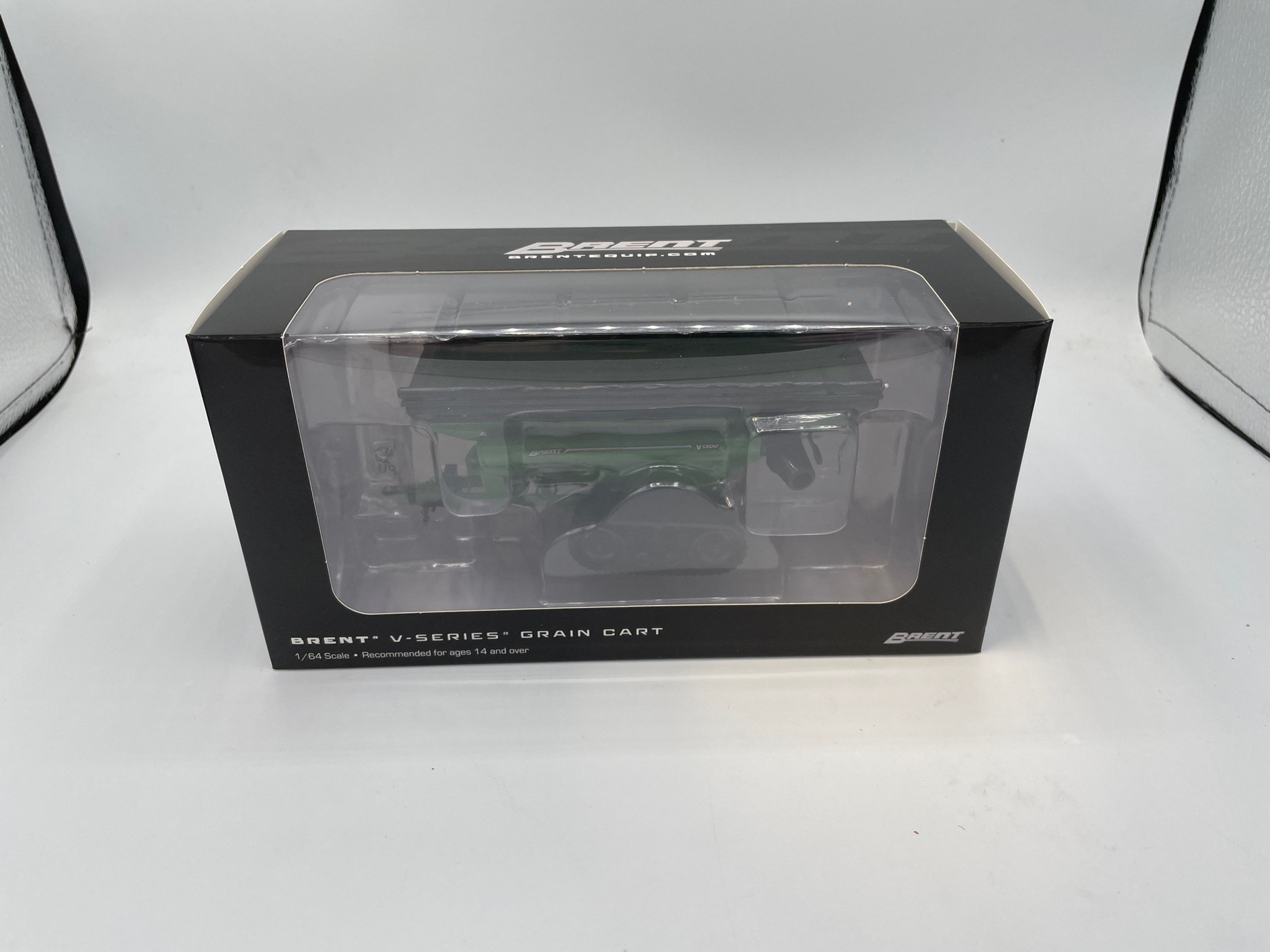 Brent V-Series Grain Cart Green -Tracks