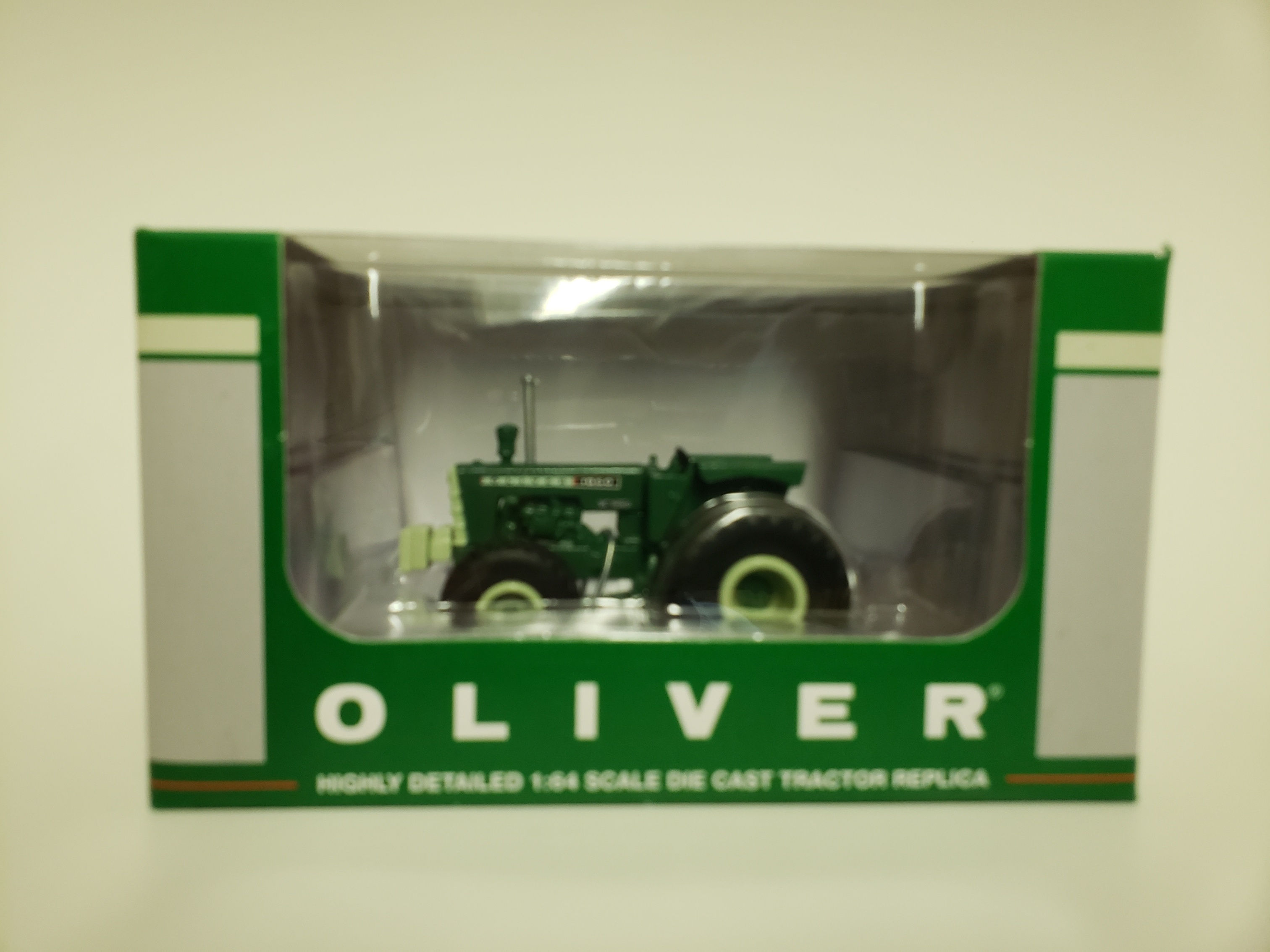1/64 Oliver "El Toro" with terra tires