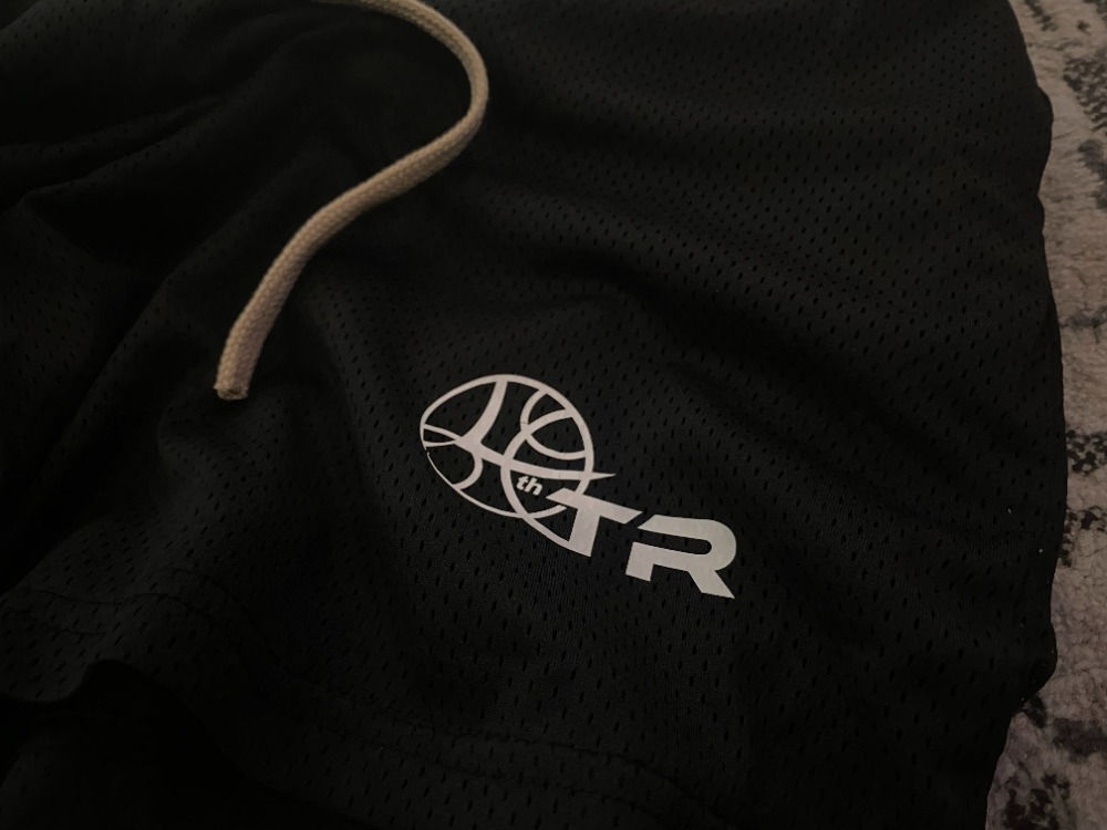 Essential Mesh Shorts
