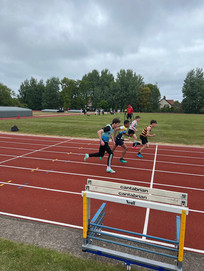 Blaydon athletes at NEYDL 18 May 2025