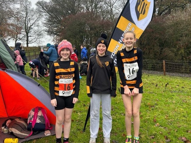 Under 13 girls XC team