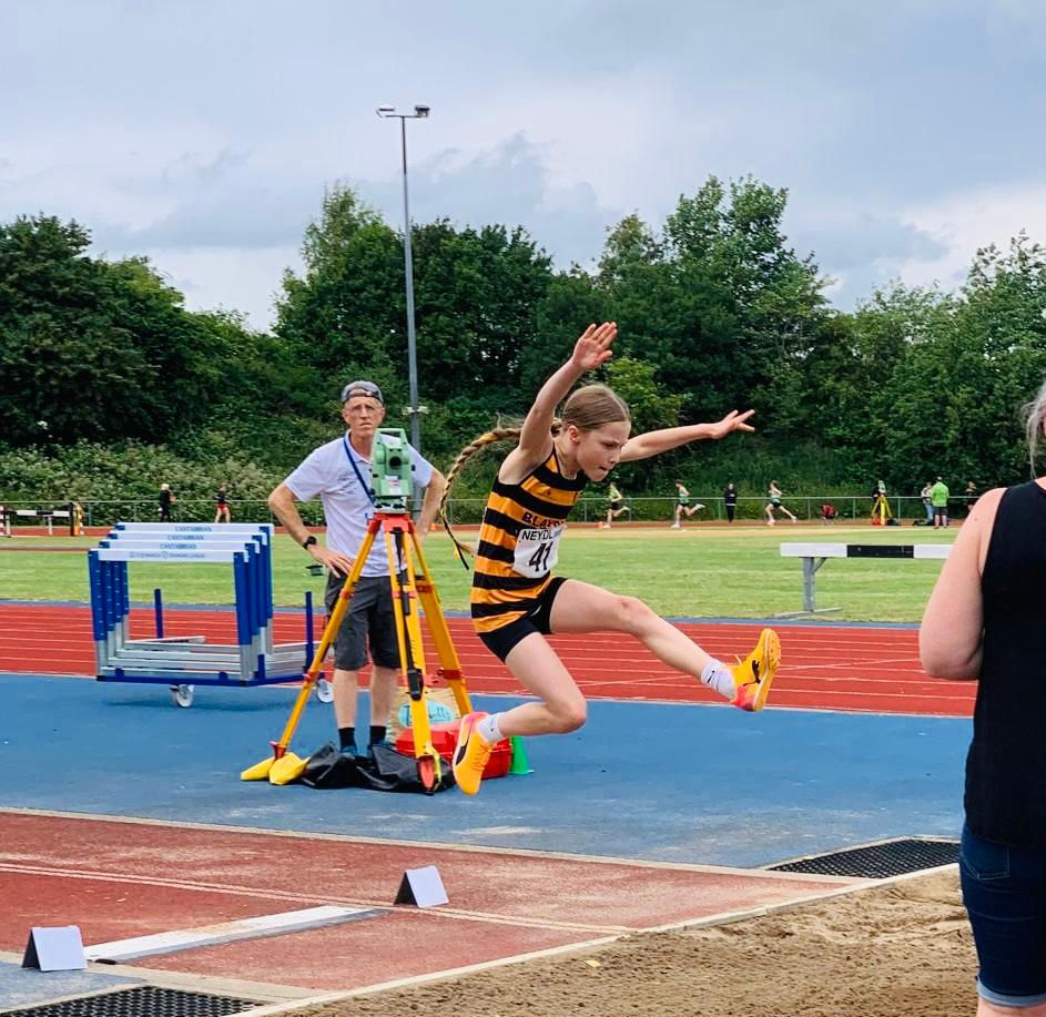 Blaydon athletes at NEYDL 22 June 2025