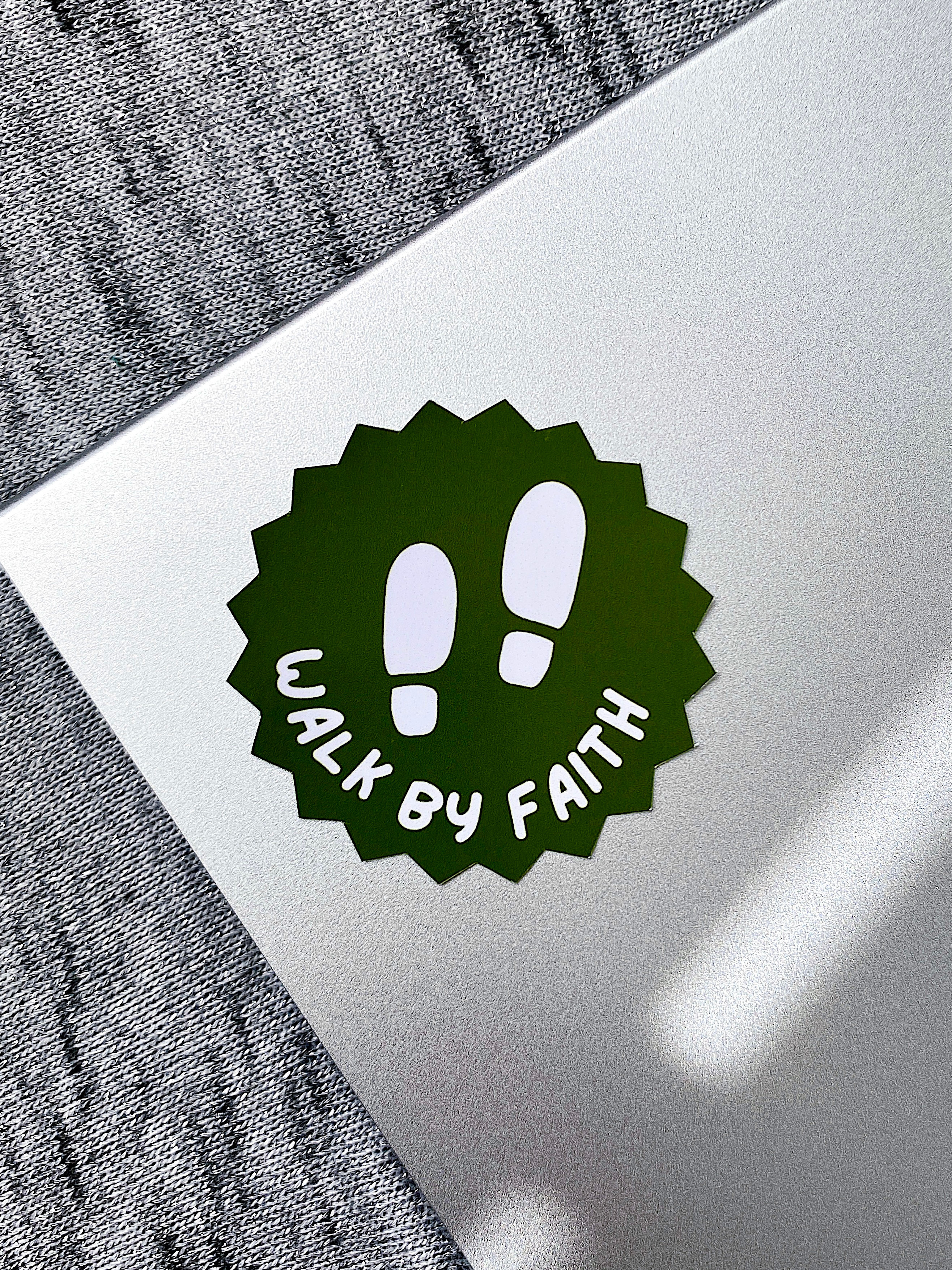 Sticker "Camina por fe"