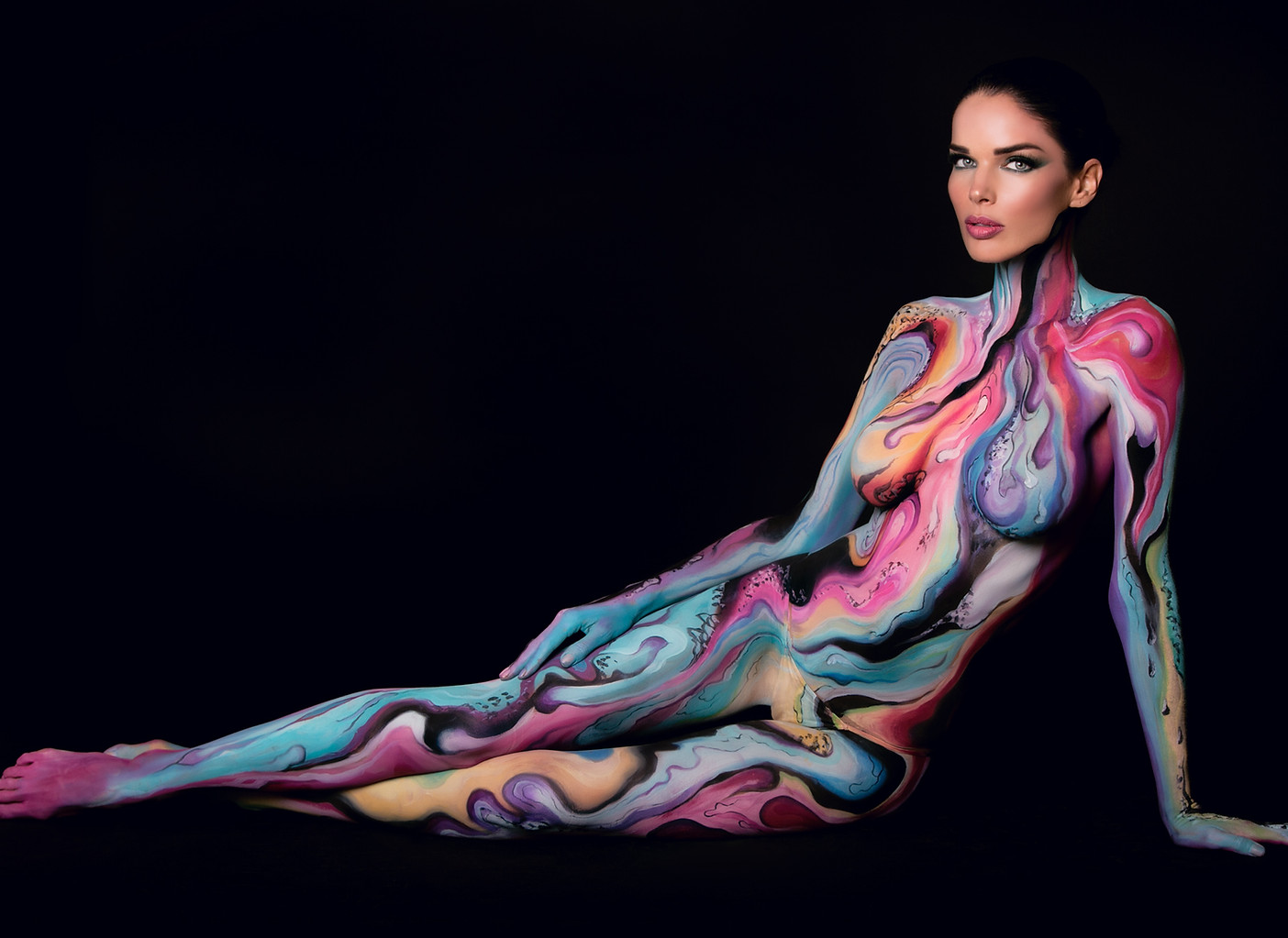 Professional Makeup Artists, Hair Stylists, Wardrobe Stylists serving NYC, NJ, PA