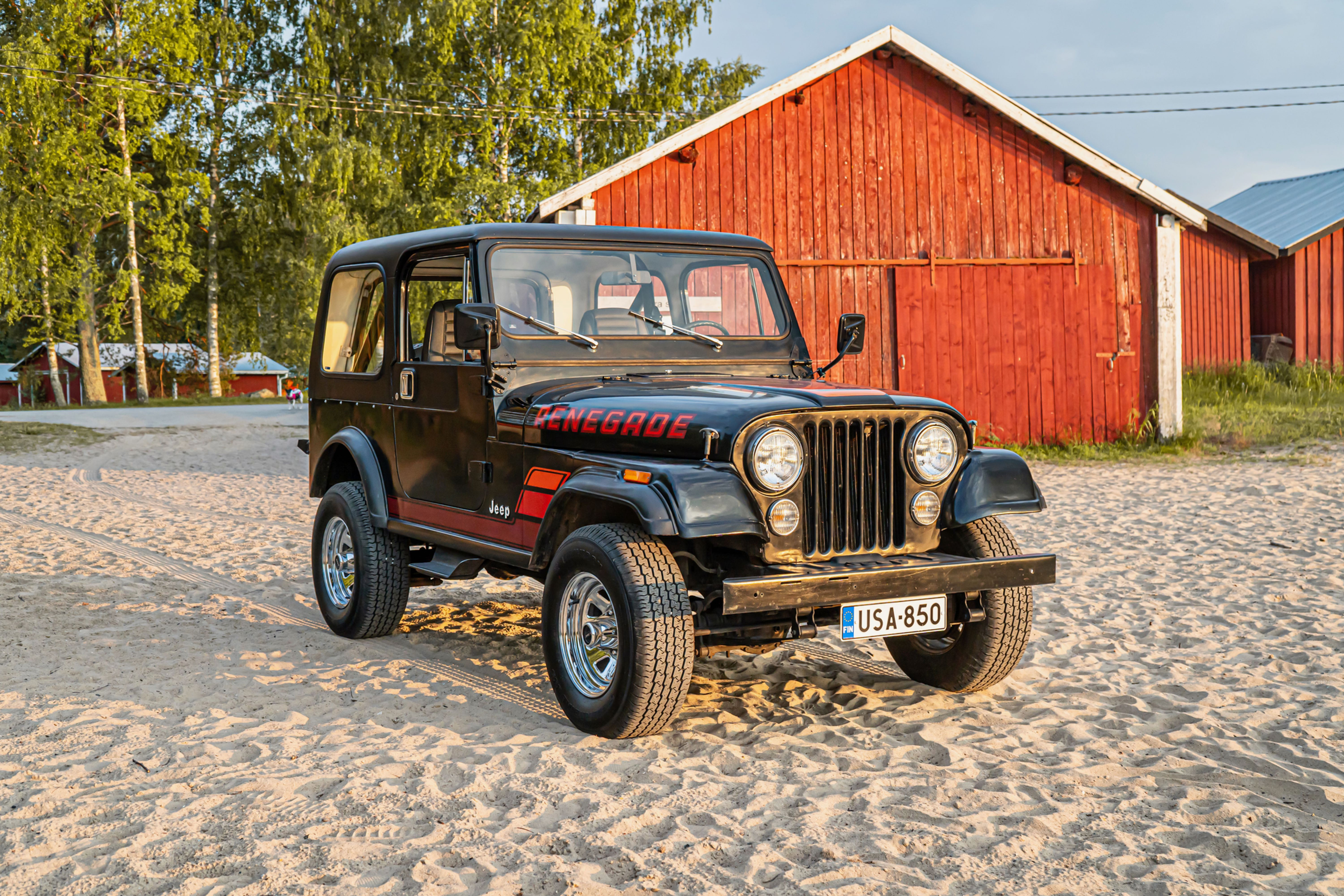 Jeep CJ-7 -82
