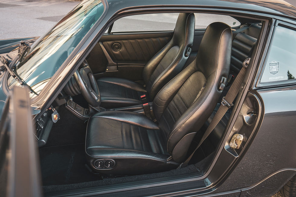 Thumbnail: SOLD! Porsche 911 Carrera 2 (964) -92