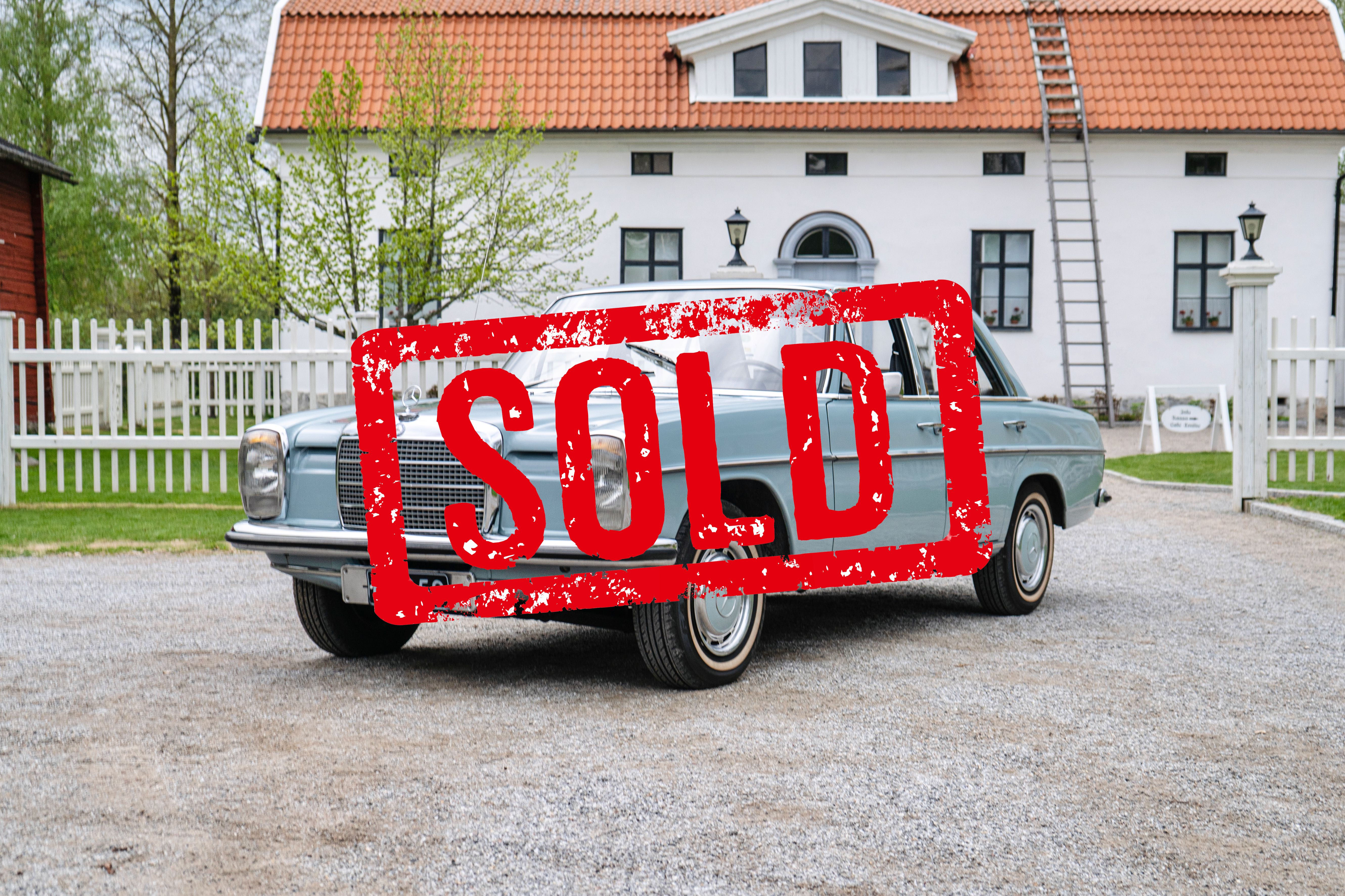 SOLD! Mercedes-Benz 220D -69
