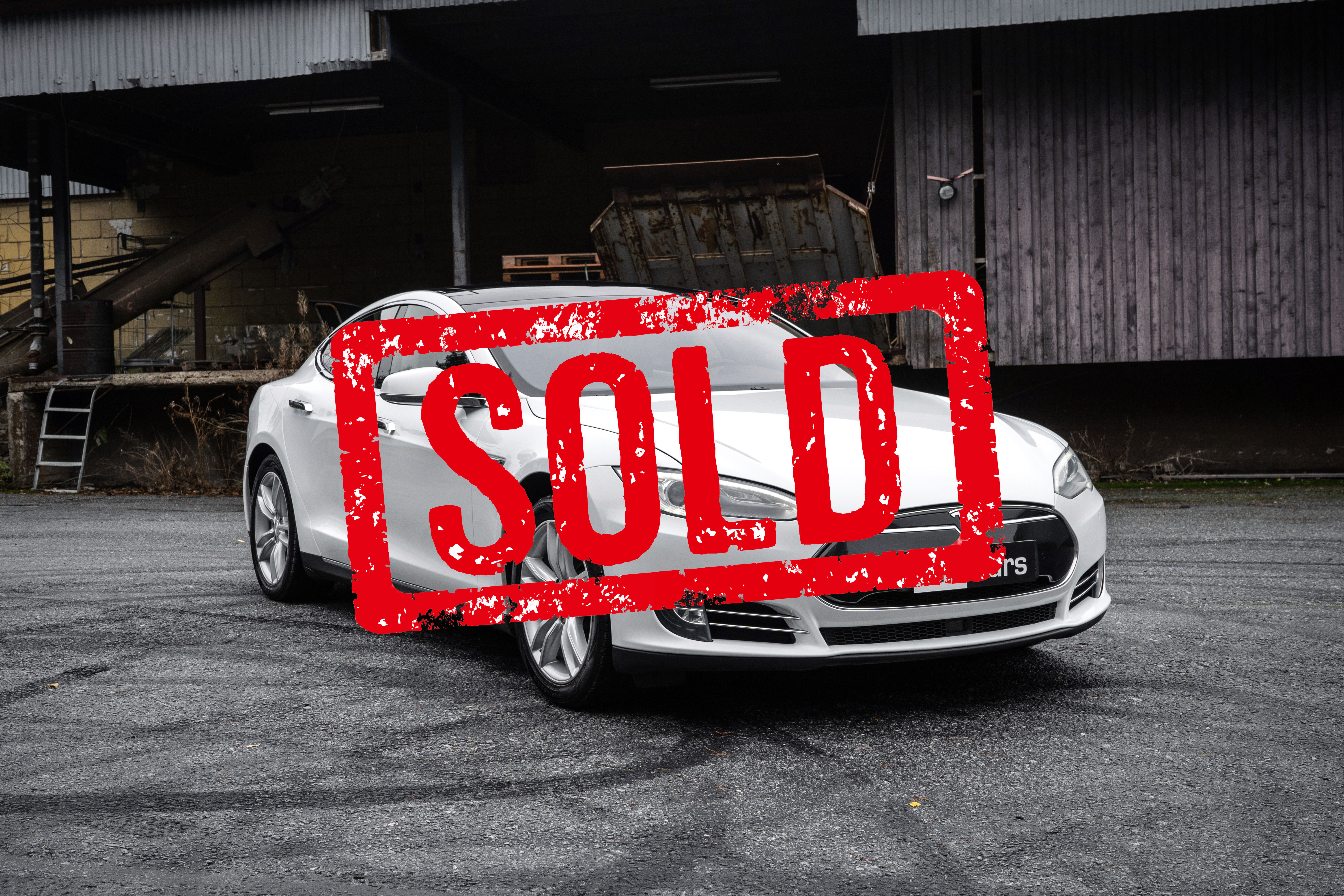SOLD! Tesla Model S 85 -14