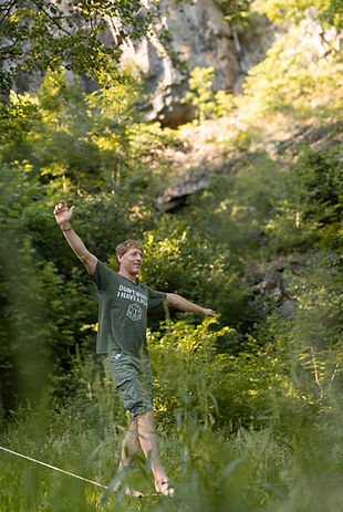karel janecek - slackline - pojdme se potkat II