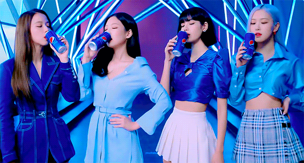 b8b2b0afb274e161740646fff5c5b9ea.gif
