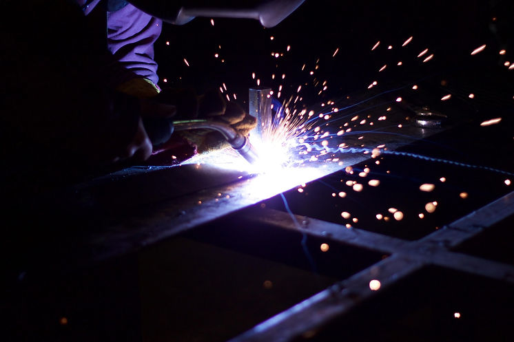 tattybadger-metalworking-1405852_1920.jpg