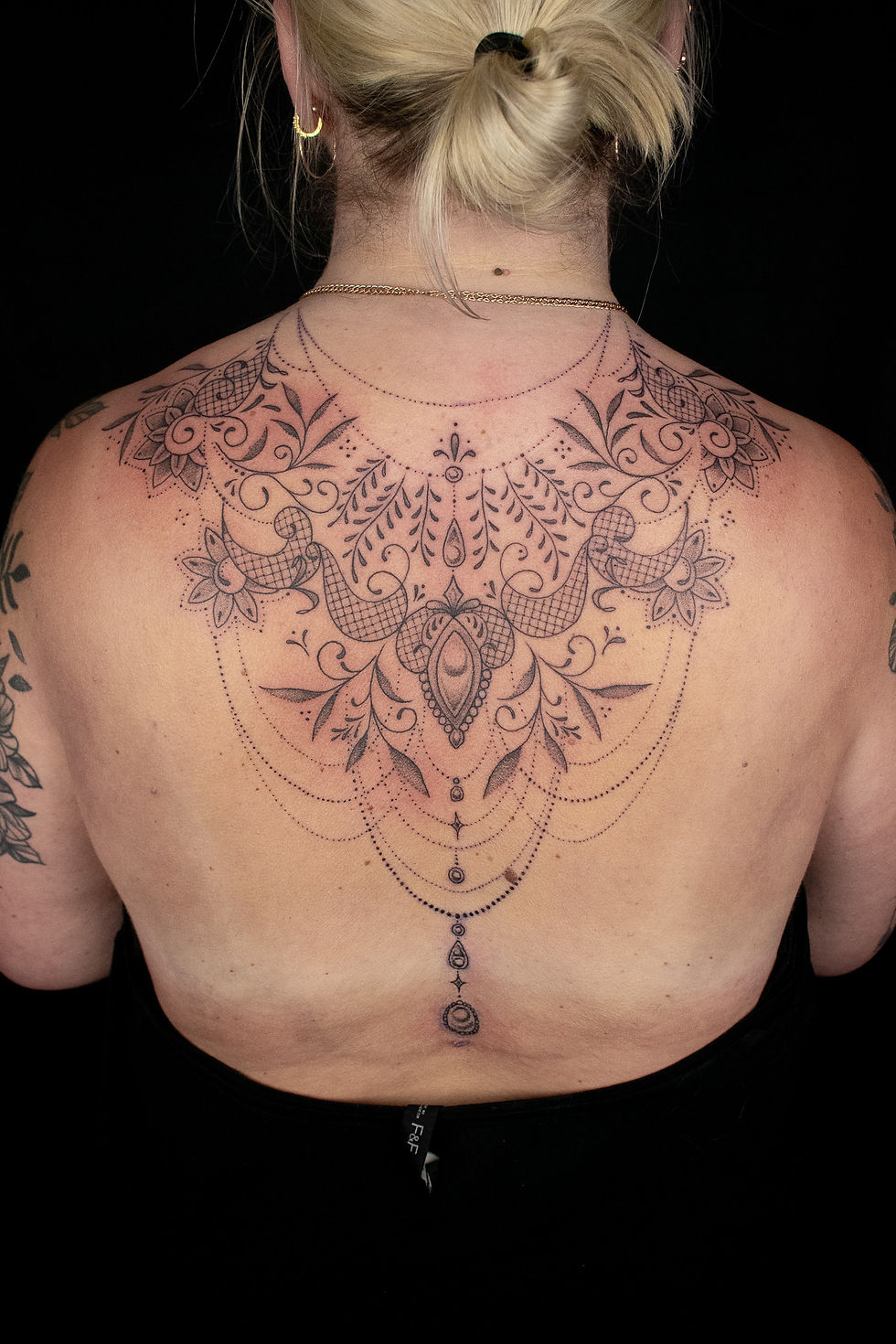 Rach, @cursed_tattooing