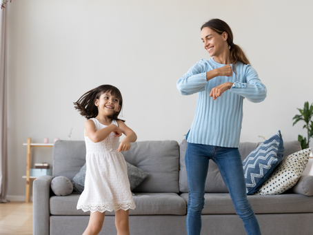 Keturios priežastys, dėl kurių šokis padaro mus laimingesnius