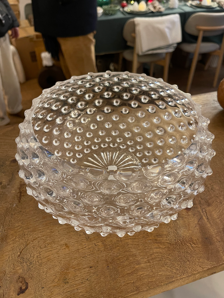 Grand saladier en cristal de Bohème pointe de diamant transparent de 20 cm de diamètre – Sélection Chehoma.