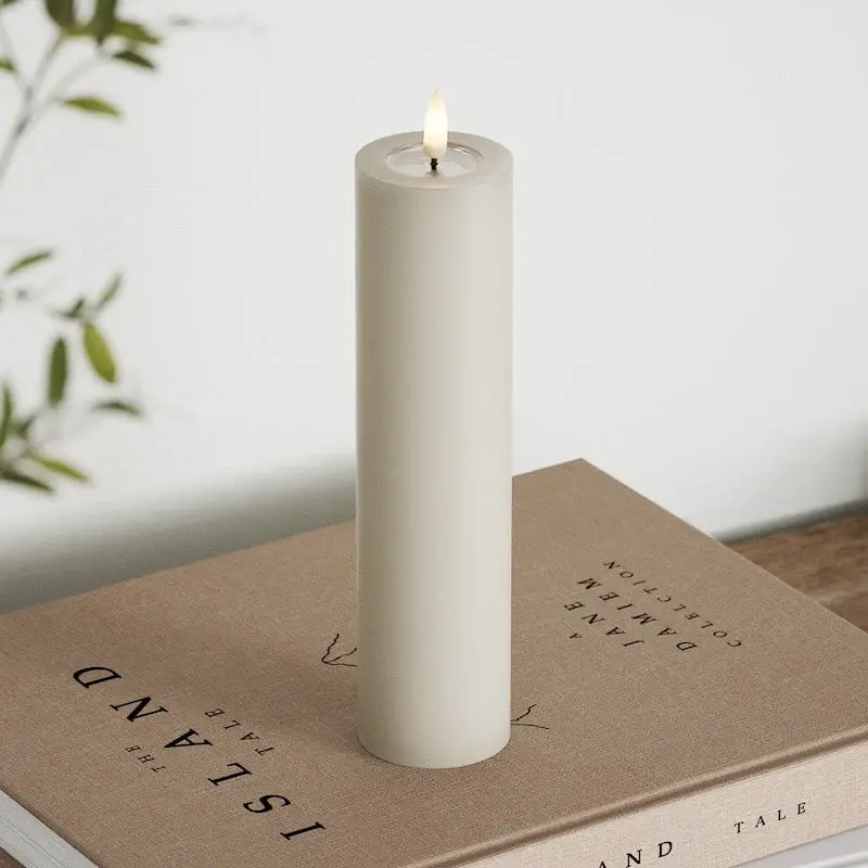 Bougie LED pilier sable Deluxe Home Art Ø 5 x 20 cm flamme 3D