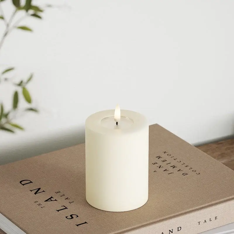 Bougie LED pilier crème Deluxe Home Art Ø 7,5 x 10 cm