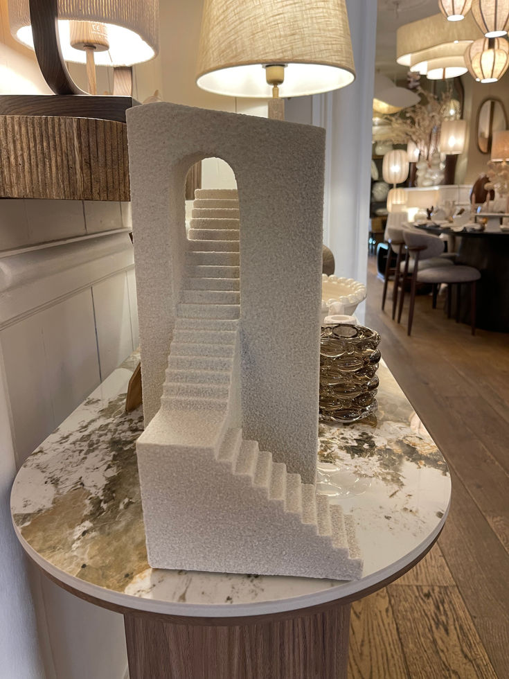 Deco Mauk objet décoration architecturale escalier arche plâtre pierre blanc