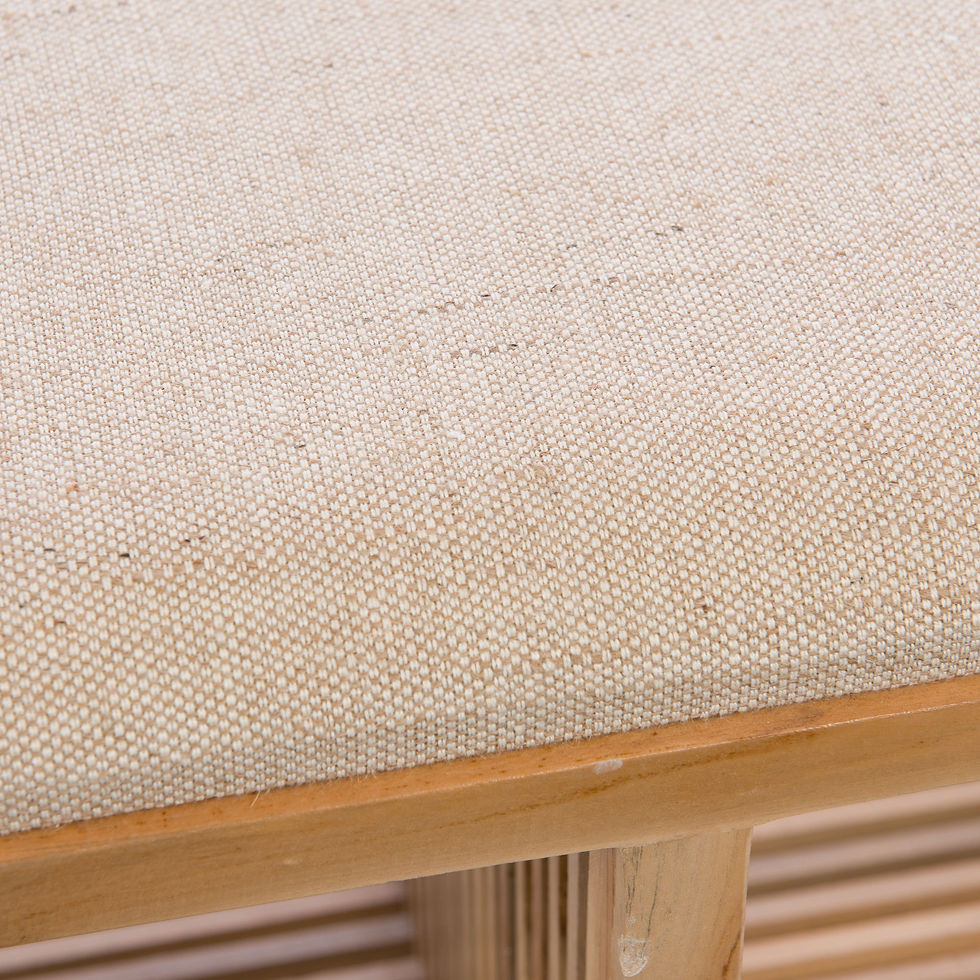 Banc Calopsite en bois de teck naturel 80 cm avec assise en tissu et casiers de rangement.