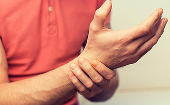 why-do-my-hands-hurt-arthritis-and-other-culprits.jpg