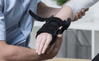 wrist-fracture-brace_thumb-detail.png