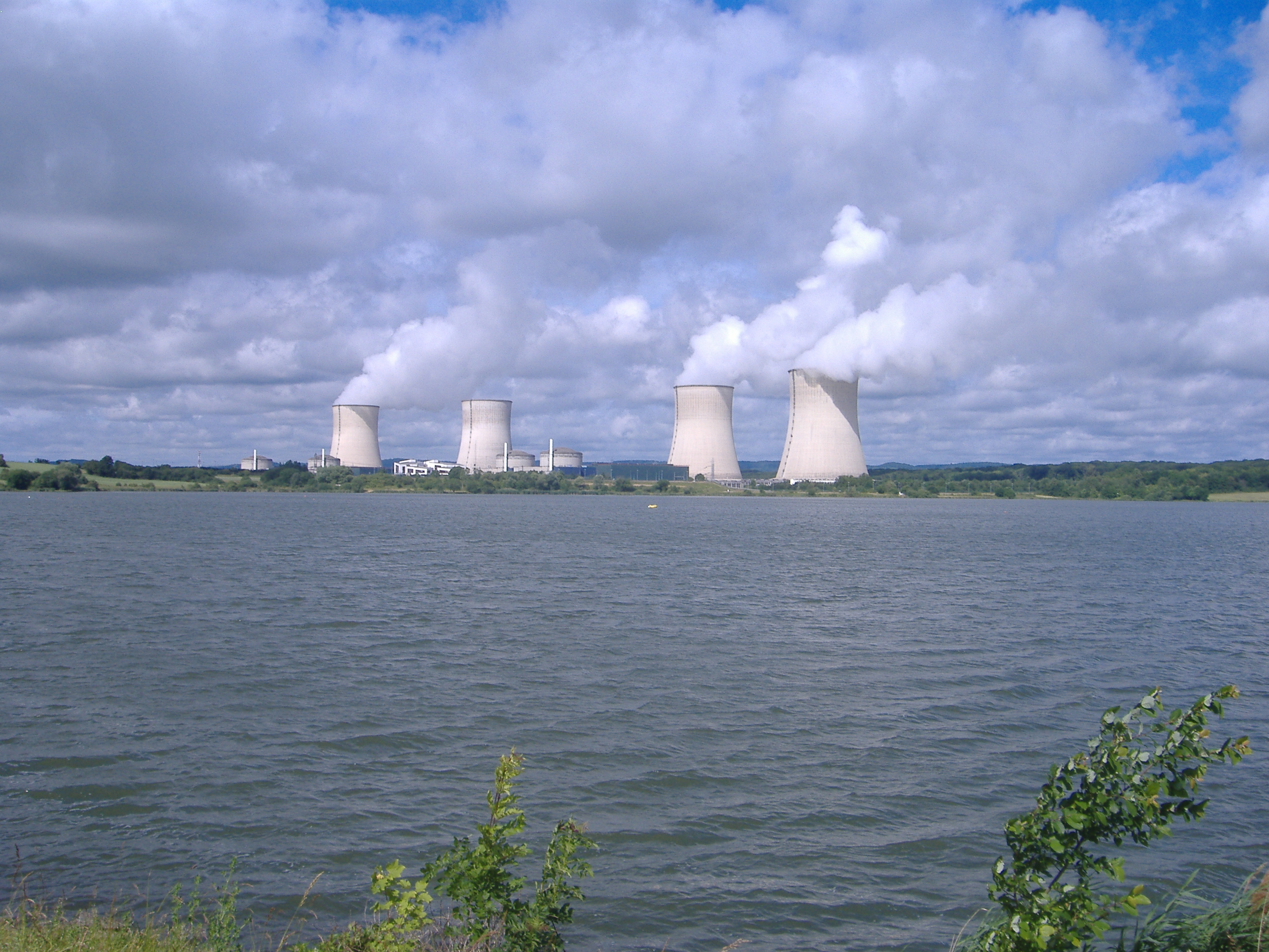 The Cattenom nuclear power plant with its cooling water reservoir.