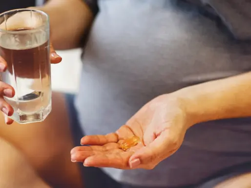 How to Choose a Prenatal Vitamin