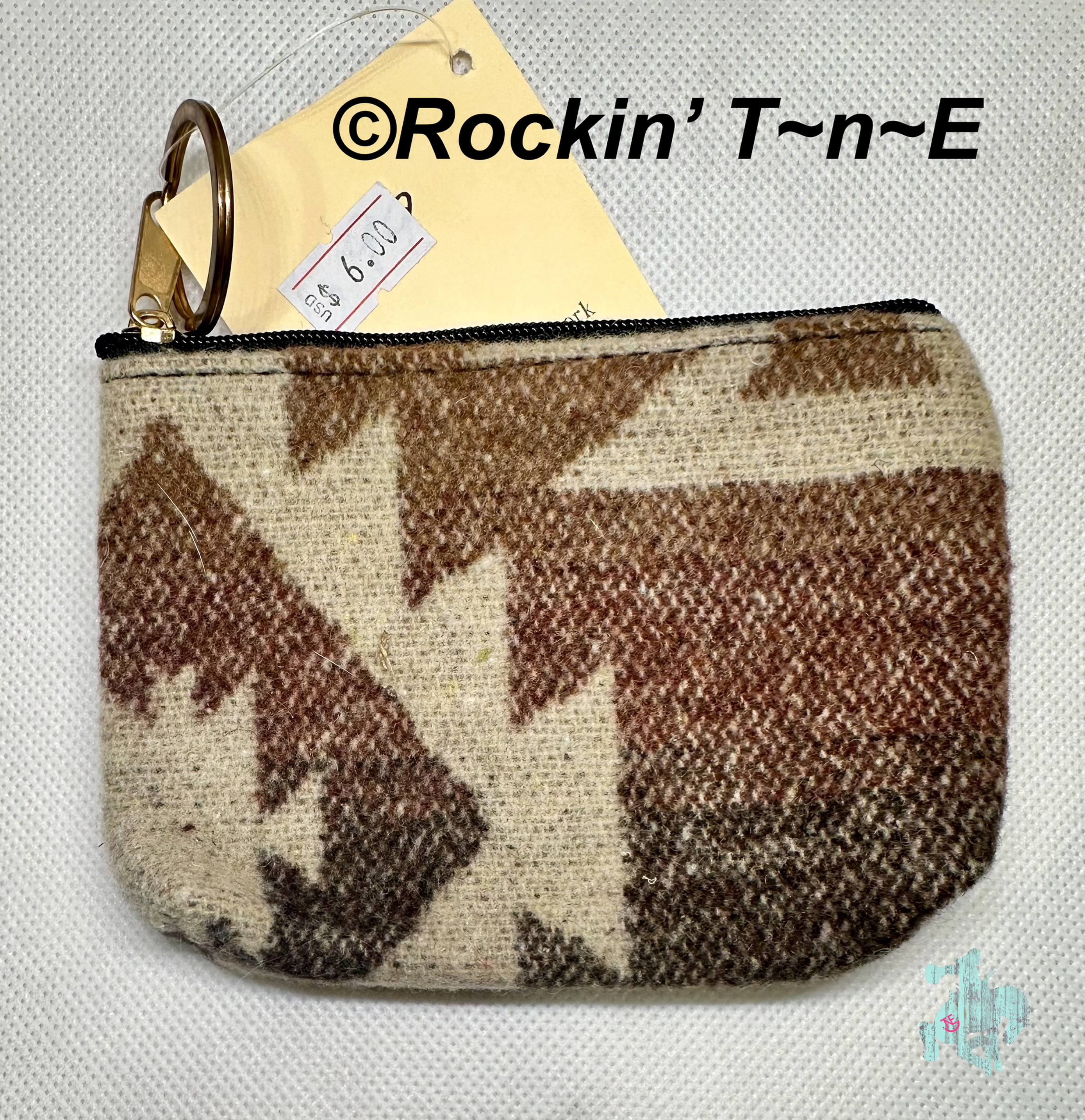 Brown Aztec coin purse 