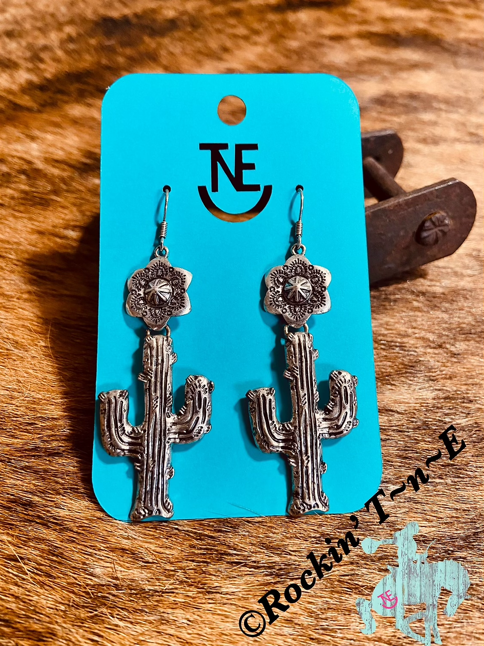 Dangle cactus with flower 