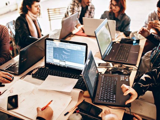Strategies for Managing a Remote Team in a Coworking Setting