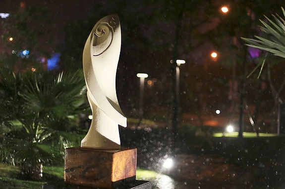 Gentle breeze sculpture - Keno Sculpture Wellington