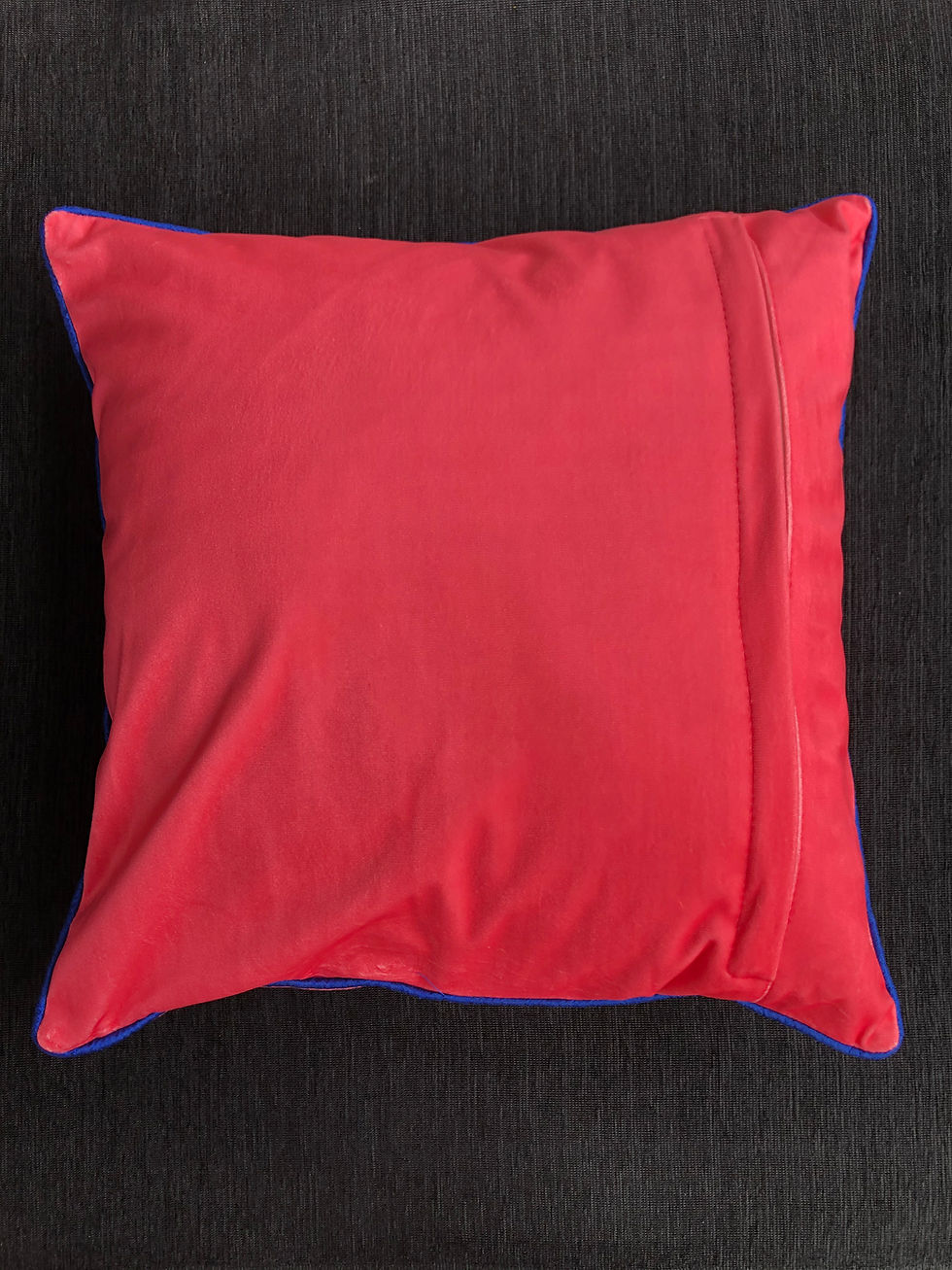 縮圖：Hand Painted Cow Pichwai Velvet Cushion Cover -16" x 16"