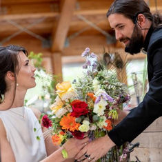 Extravagant wedding Inspiration from Fleurametz