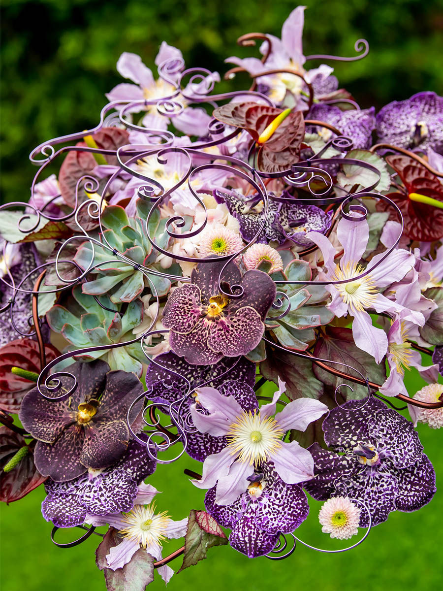 Design with Clematis from Marginpar by Claudia Tararache. Photo by @nicoalsemgeest.