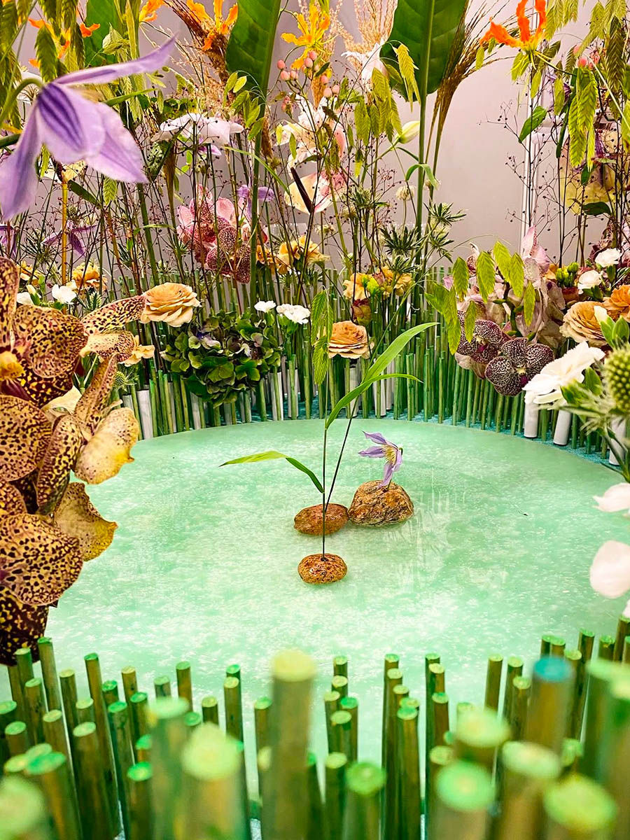 Design with Chasmanthium, Clematis, Gloriosa, and Eryngium by Arman Voskanyan