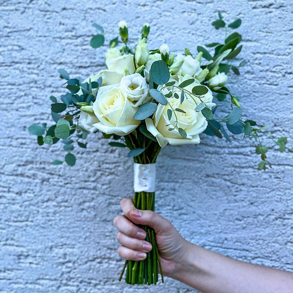 Posy bouquet by @stellar.storia