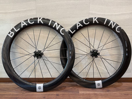BLACK Inc 62 ホイールセットのご案内